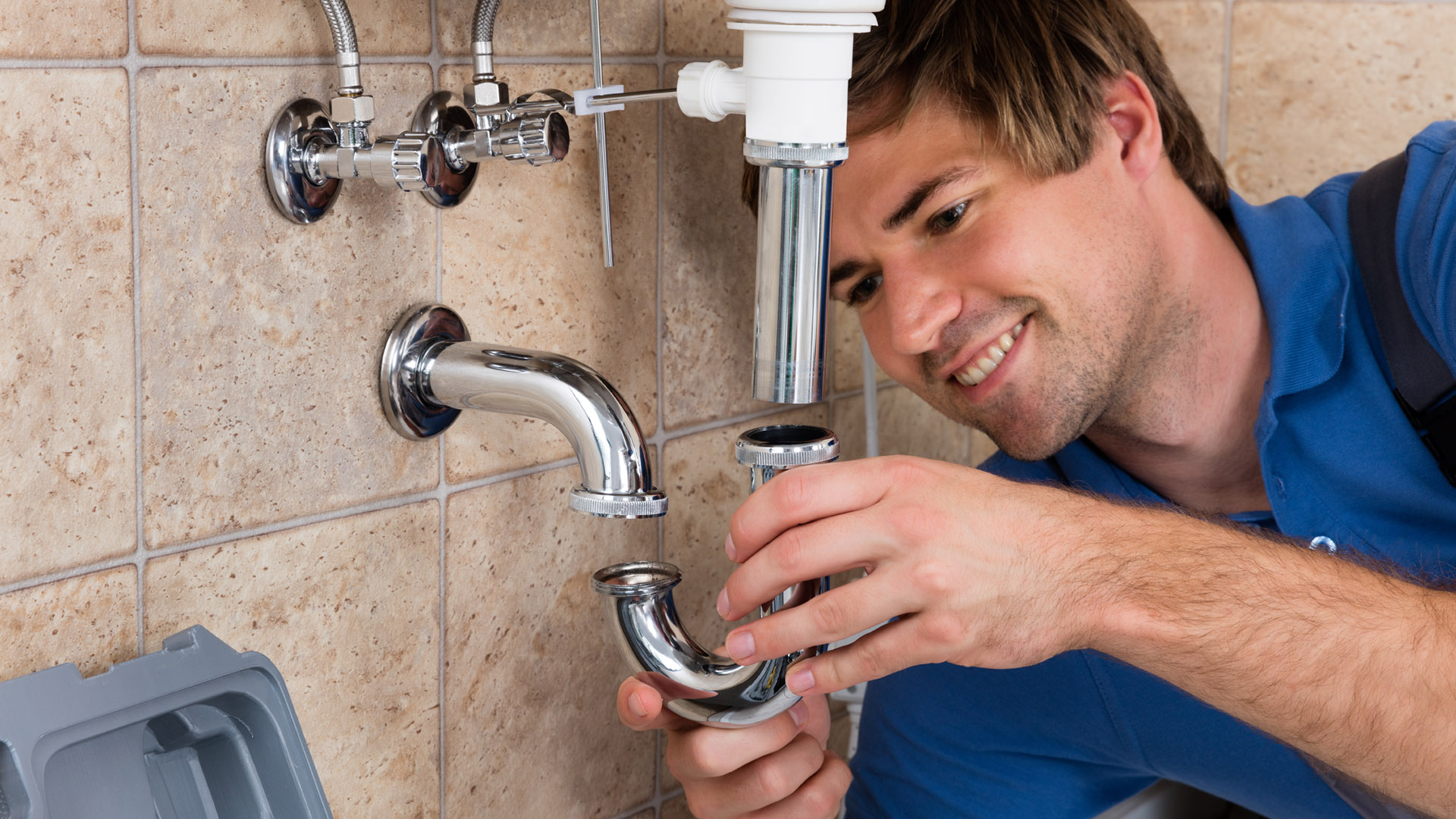 Why Should You Hire A Plumbing Professional?